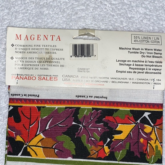 Vintage Canada Maple Leaves Souvenir linen Tea Towel by Magenta - Picture 4 of 4